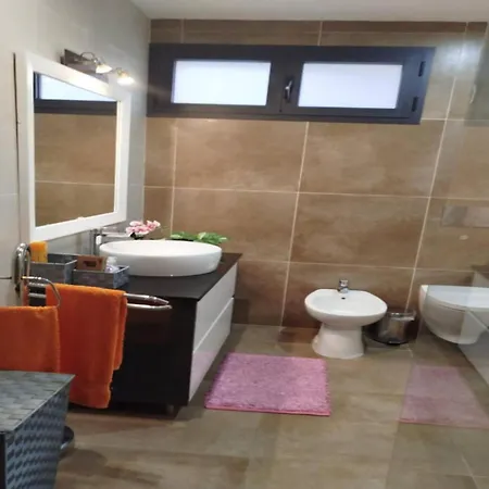 Villa Private With Pool And Near